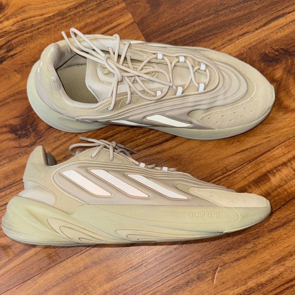 Adidas Ozelia Men’s Size 9.5 Savann/Beige Style: GV7685